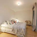 Huswell - With Garden At The Seaside In Apartament Knokke-Heist