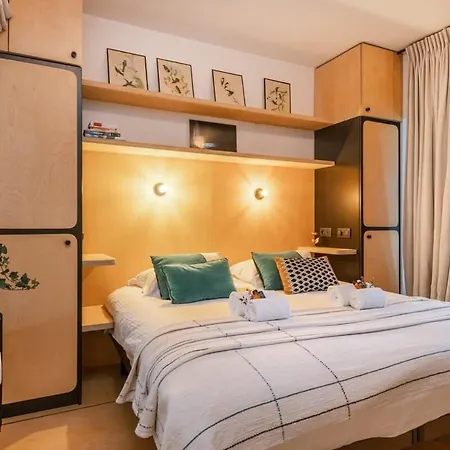 Huswell - With Garden At The Seaside In Apartment *